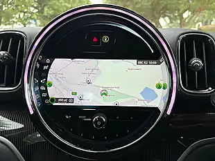 Used 2021 MINI Countryman Exclusive Green - Interior and Exterior details 19