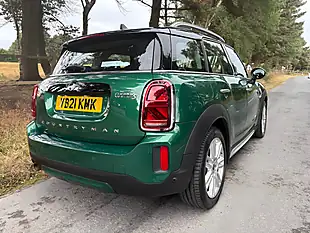 Used 2021 MINI Countryman Exclusive Green - Interior and Exterior details 7