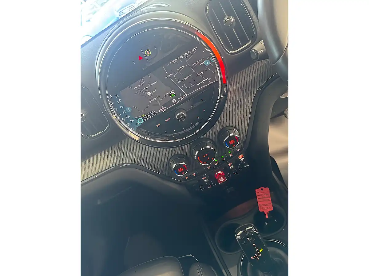 Used 2021 MINI Countryman Exclusive Silver - Interior and Exterior details 12