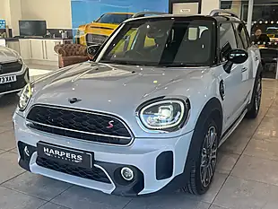 Used 2021 MINI Countryman Exclusive Silver - Interior and Exterior details 15