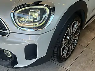Used 2021 MINI Countryman Exclusive Silver - Interior and Exterior details 4