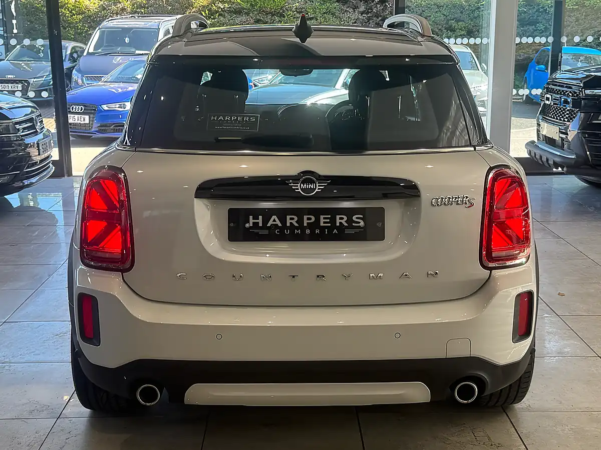 Used 2021 MINI Countryman Exclusive Silver - Interior and Exterior details 5