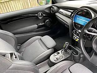 Used 2021 MINI Electric Cooper Cooper Se Green - Interior and Exterior details 12