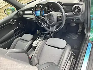 Used 2021 MINI Electric Cooper Cooper Se Green - Interior and Exterior details 13