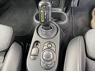 Used 2021 MINI Electric Cooper Cooper Se Green - Interior and Exterior details 14