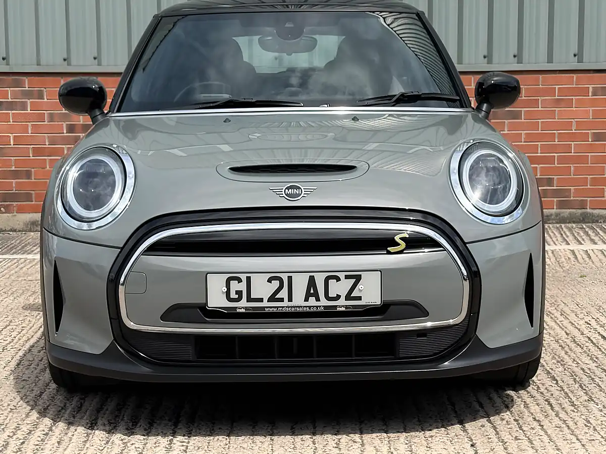 Used 2021 MINI Electric Hatch Cooper Se Level 2 Grey - Interior and Exterior details 4