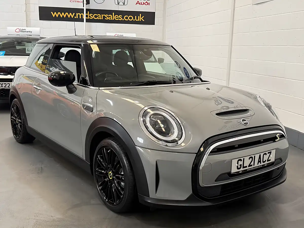 Used 2021 MINI Electric Hatch Cooper Se Level 2 Grey - Interior and Exterior details 9