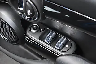 Used 2021 MINI Hatch Classic Starlight Blue - Interior and Exterior details 15