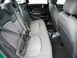 Used 2021 MINI Hatch Cooper Classic British Racing Green Iv - Interior and Exterior details 18