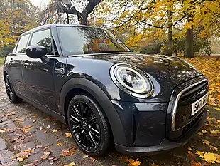 Used 2021 MINI Hatch Cooper Exclusive Black - Interior and Exterior details 11