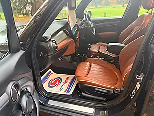 Used 2021 MINI Hatch Cooper Exclusive Black - Interior and Exterior details 15