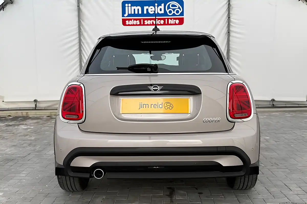 Used 2021 MINI Hatch Cooper Exclusive Grey - Interior and Exterior details 10