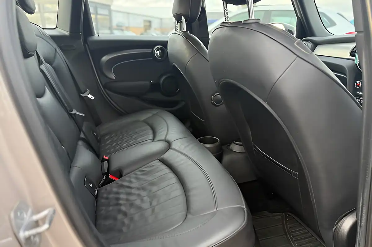 Used 2021 MINI Hatch Cooper Exclusive Grey - Interior and Exterior details 16