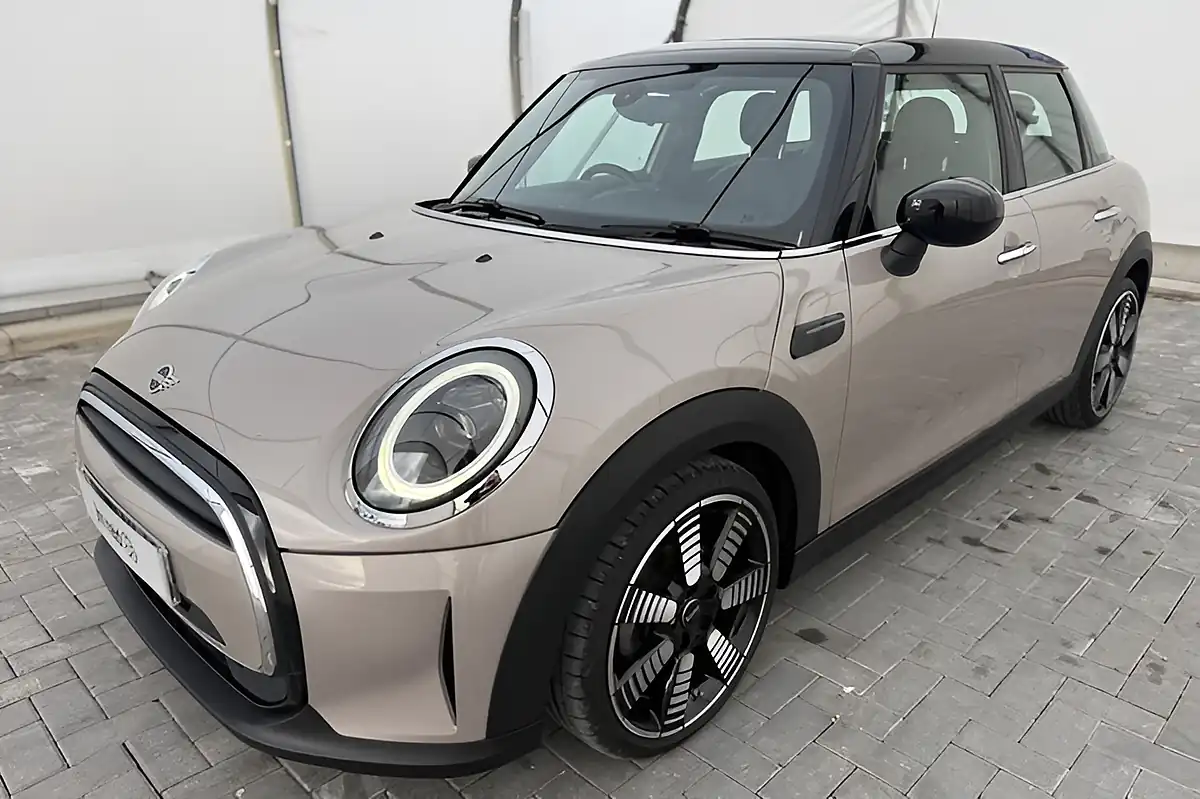 Used 2021 MINI Hatch Cooper Exclusive Grey - Interior and Exterior details 6