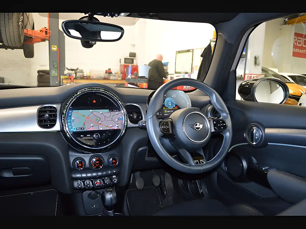 Used 2021 MINI Hatch Cooper Exclusive Rooftop Grey - Interior and Exterior details 17