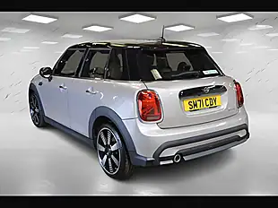 Used 2021 MINI Hatch Cooper Exclusive Rooftop Grey - Interior and Exterior details 6