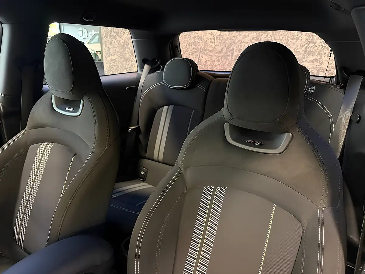 Used 2021 MINI Hatch Cooper S Sport White Silver - Interior and Exterior details 19