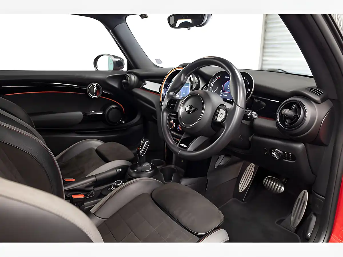 Used 2021 MINI Hatch Cooper Sport Chilli Red - Interior and Exterior details 10