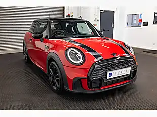 Used 2021 MINI Hatch Cooper Sport Chilli Red - Interior and Exterior details 6