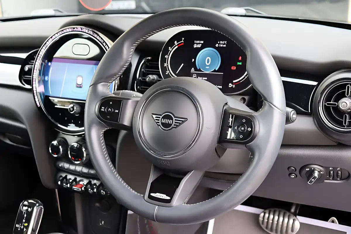 Used 2021 MINI Hatch Cooper Sport Island Blue - Interior and Exterior details 6