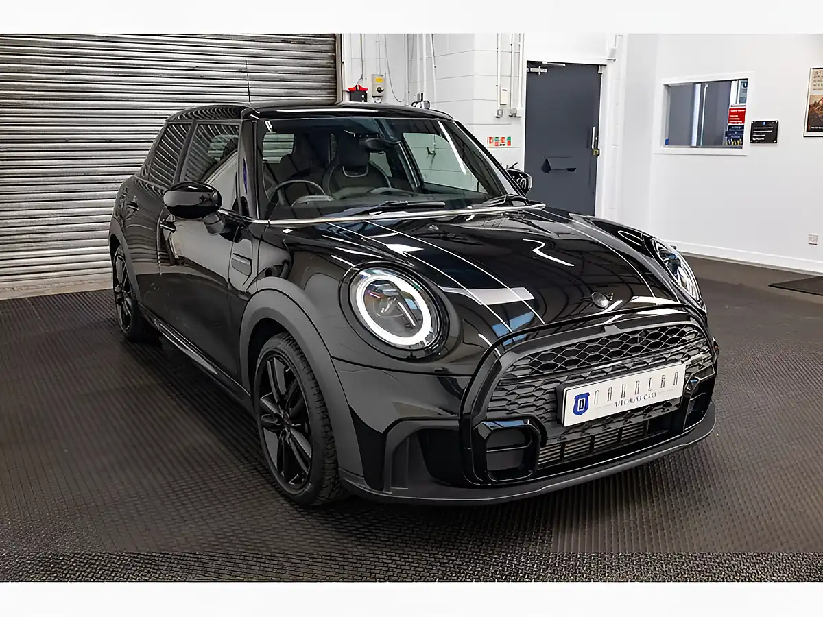 Used 2021 MINI Hatch Cooper Sport Midnight Black - Interior and Exterior details 5