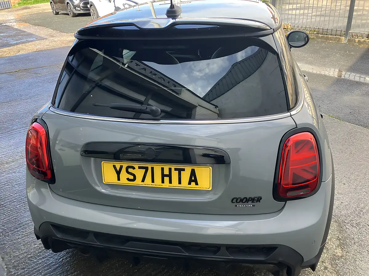 Used 2021 MINI Hatch Cooper Sport Moonwalk Grey Metallic - Interior and Exterior details 7
