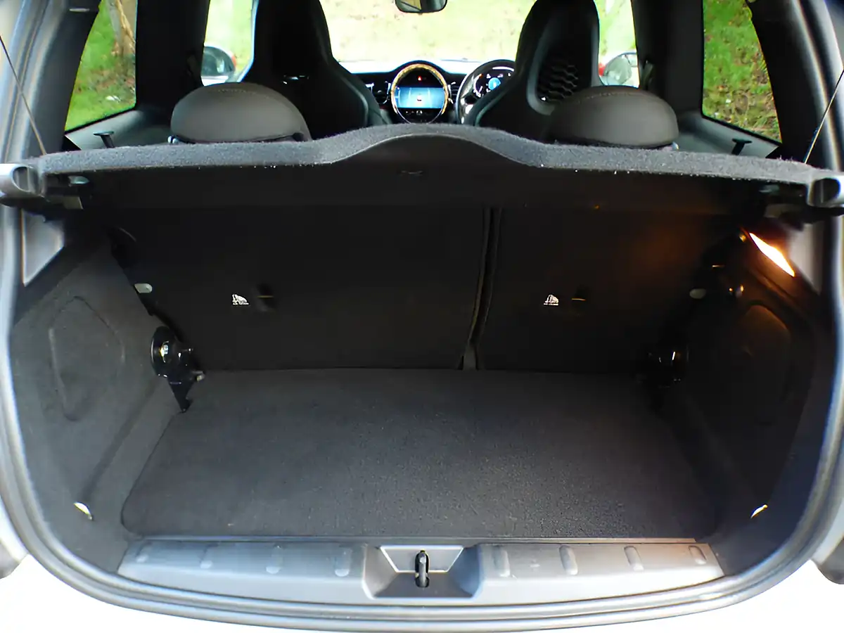 Used 2021 MINI Hatch Cooper Sport Silver - Interior and Exterior details 12