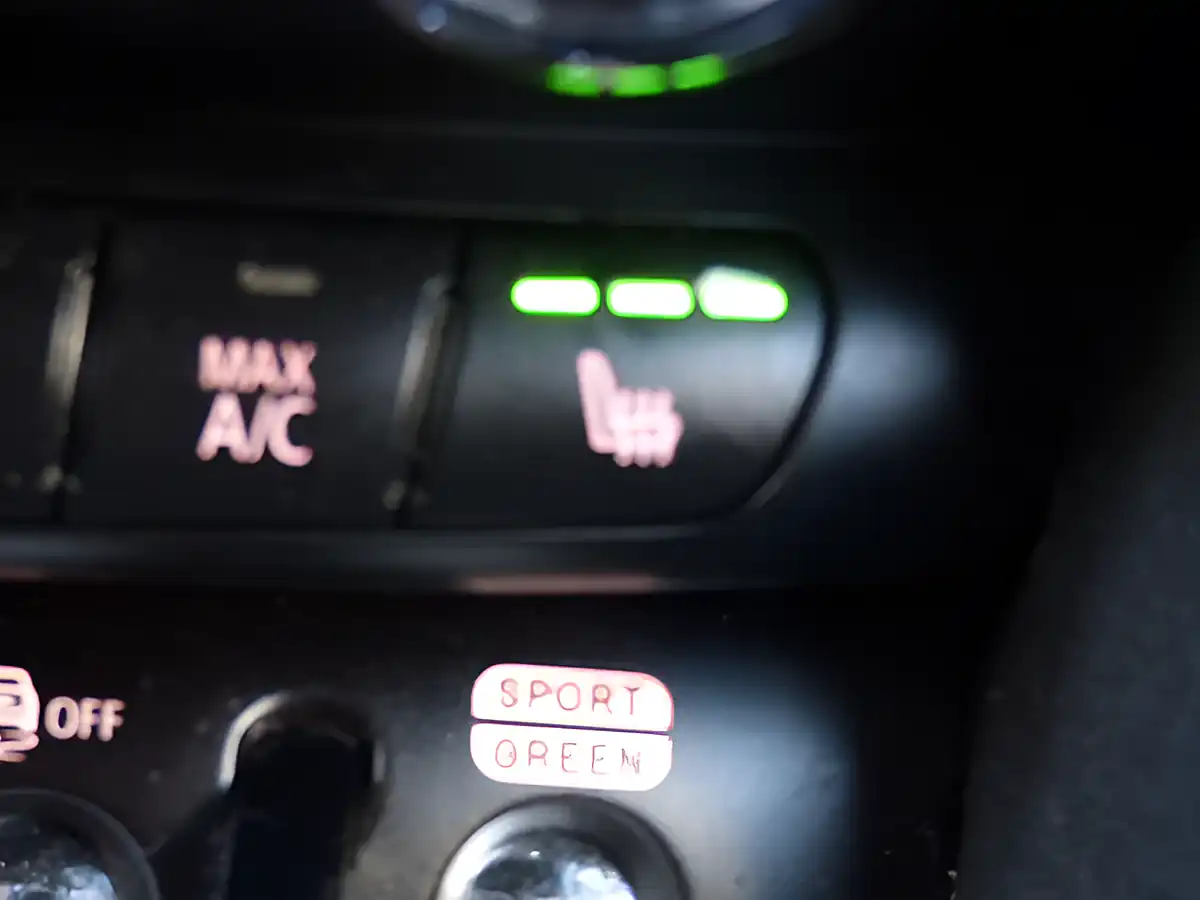 Used 2021 MINI Hatch Cooper Sport Silver - Interior and Exterior details 8
