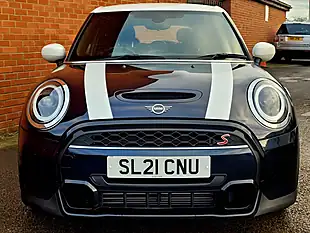 Used 2021 MINI Hatch Exclusive Black - Interior and Exterior details 12
