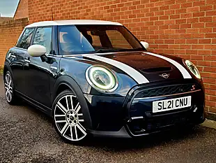 Used 2021 MINI Hatch Exclusive Black - Interior and Exterior details 19