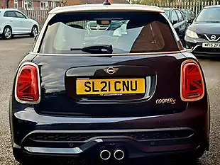 Used 2021 MINI Hatch Exclusive Black - Interior and Exterior details 6