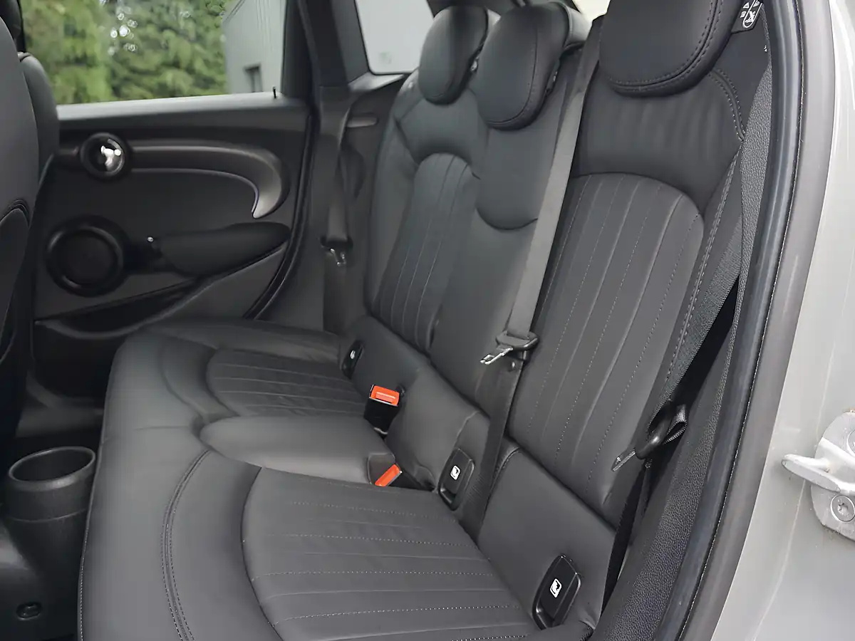 Used 2021 MINI Hatch Exclusive Grey - Interior and Exterior details 17