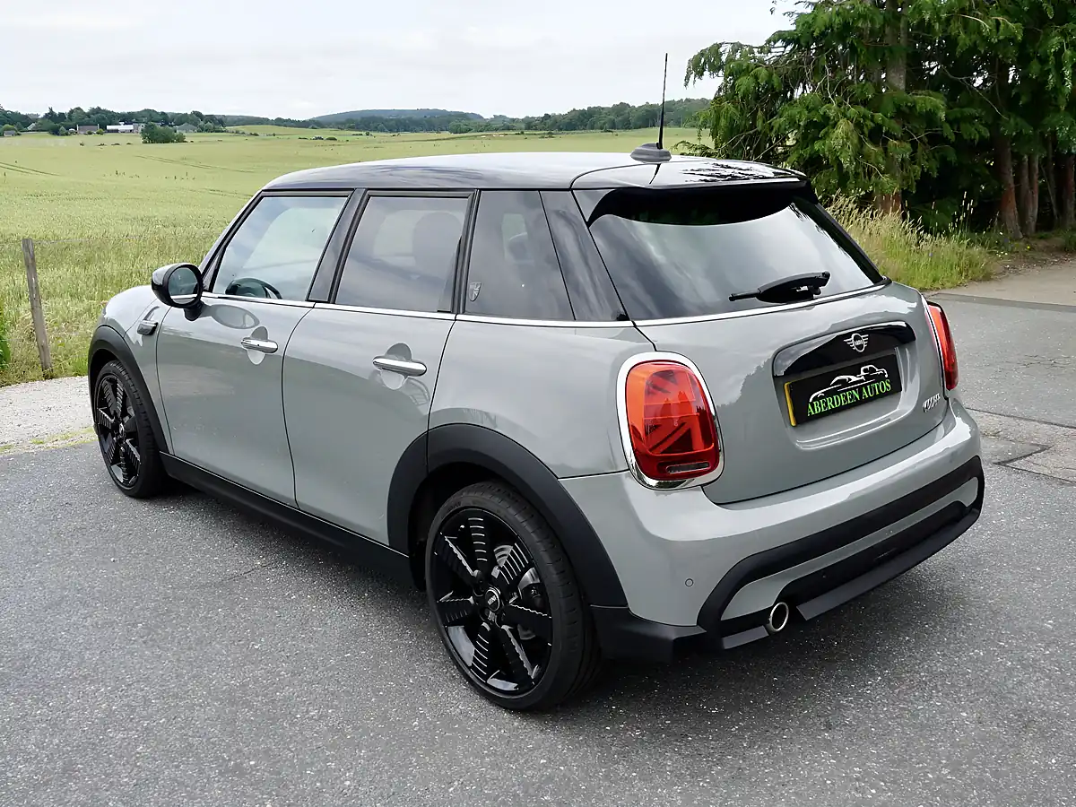 Used 2021 MINI Hatch Exclusive Grey - Interior and Exterior details 9