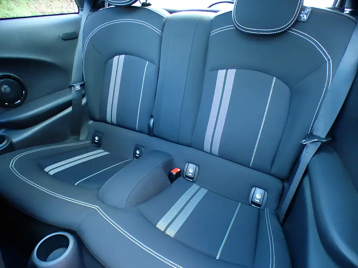 Used 2021 MINI Hatch Sport Black - Interior and Exterior details 15