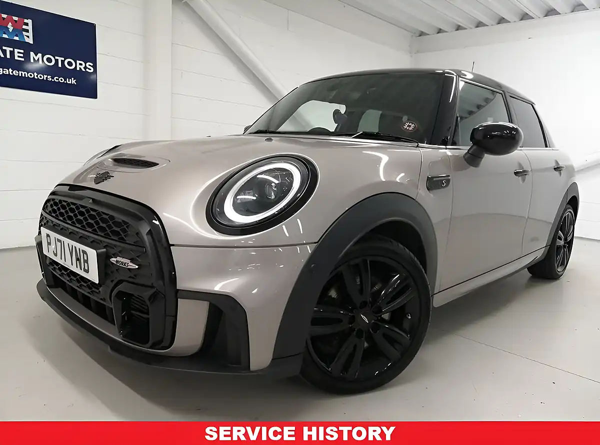 Used 2021 MINI Hatch Sport Grey - Interior and Exterior details 2