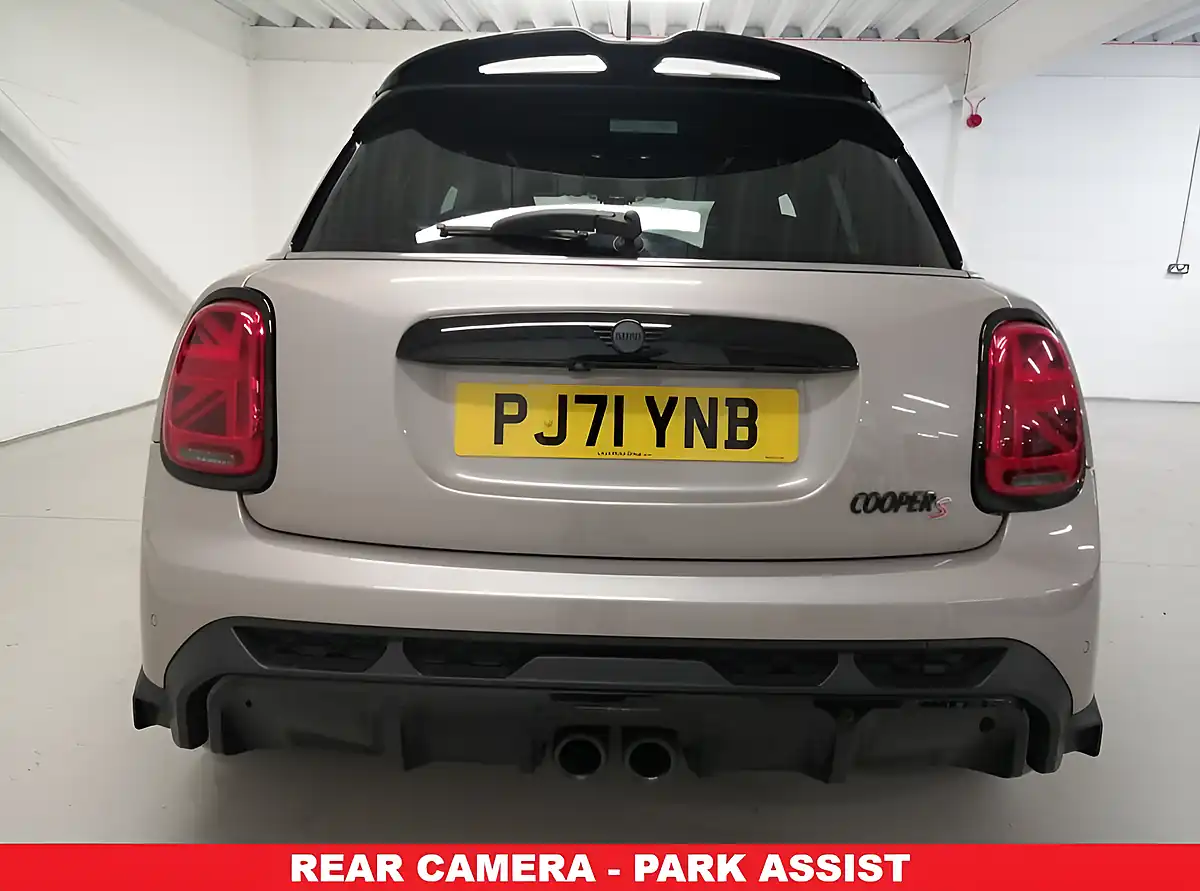 Used 2021 MINI Hatch Sport Grey - Interior and Exterior details 5