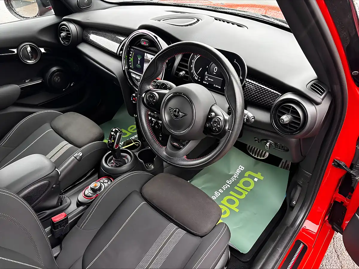Used 2021 MINI Hatch Sport Orange - Interior and Exterior details 14