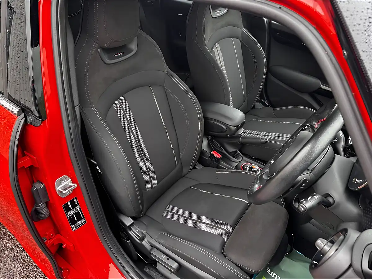 Used 2021 MINI Hatch Sport Orange - Interior and Exterior details 16