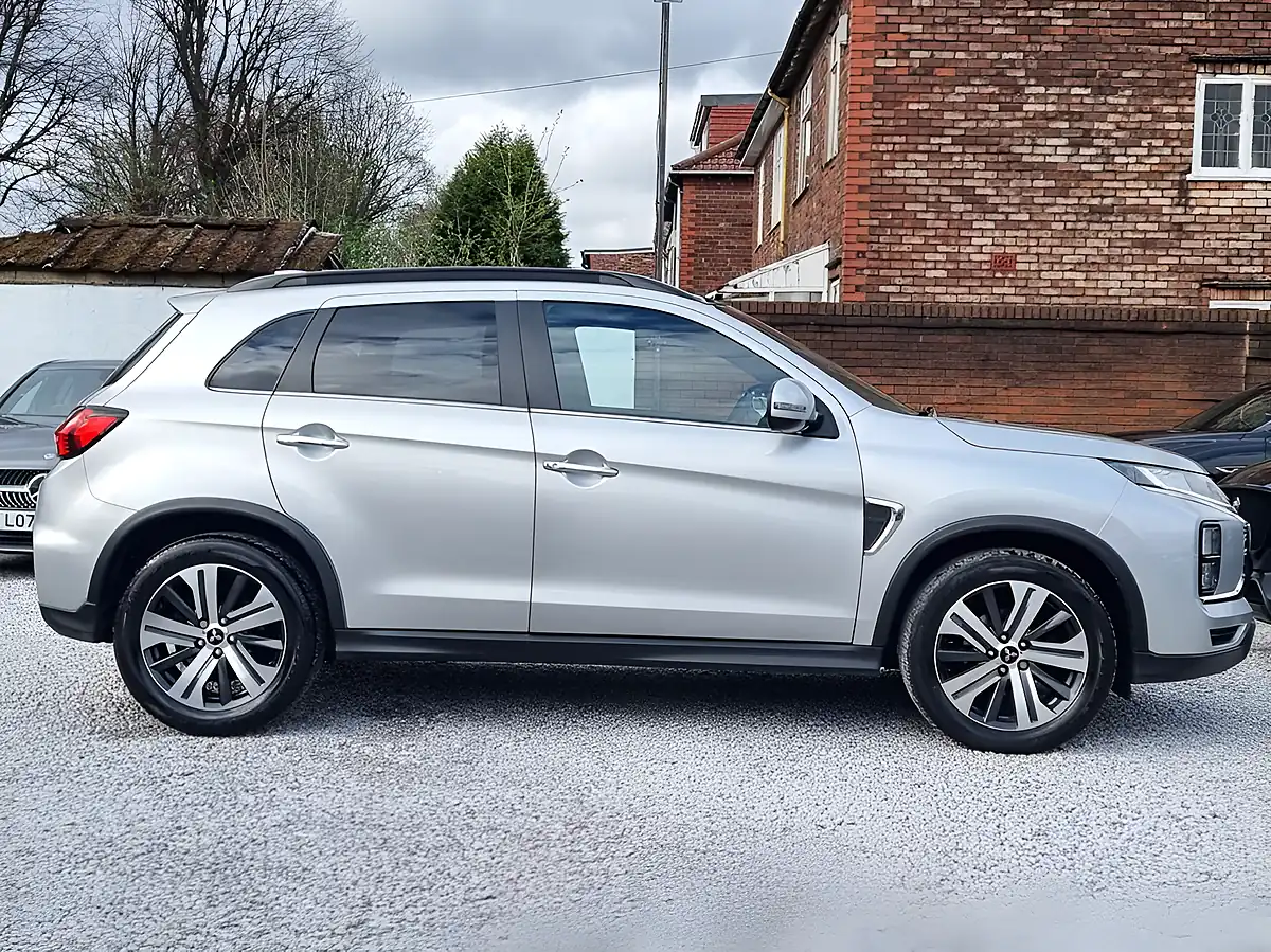 Used 2021 Mitsubishi Asx Exceed Silver - Interior and Exterior details 3