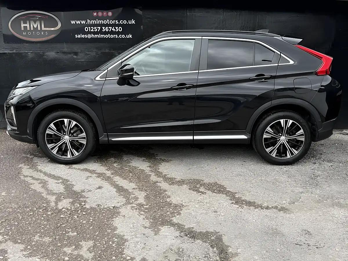 Used 2021 Mitsubishi Eclipse Cross Dynamic Black - Interior and Exterior details 3
