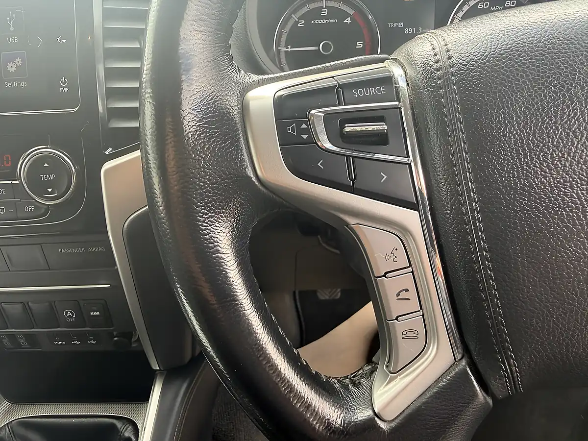 Used 2021 Mitsubishi L200 Barbarian Black - Interior and Exterior details 19