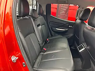 Used 2021 Mitsubishi L200 Barbarian Orange - Interior and Exterior details 13