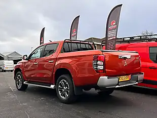 Used 2021 Mitsubishi L200 Barbarian Orange - Interior and Exterior details 7