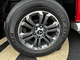Used 2021 Mitsubishi L200 Barbarian Red - Interior and Exterior details 10