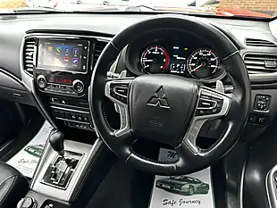 Used 2021 Mitsubishi L200 Barbarian Red - Interior and Exterior details 14