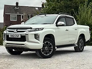 Used 2021 Mitsubishi L200 Barbarian White - Interior and Exterior details 2