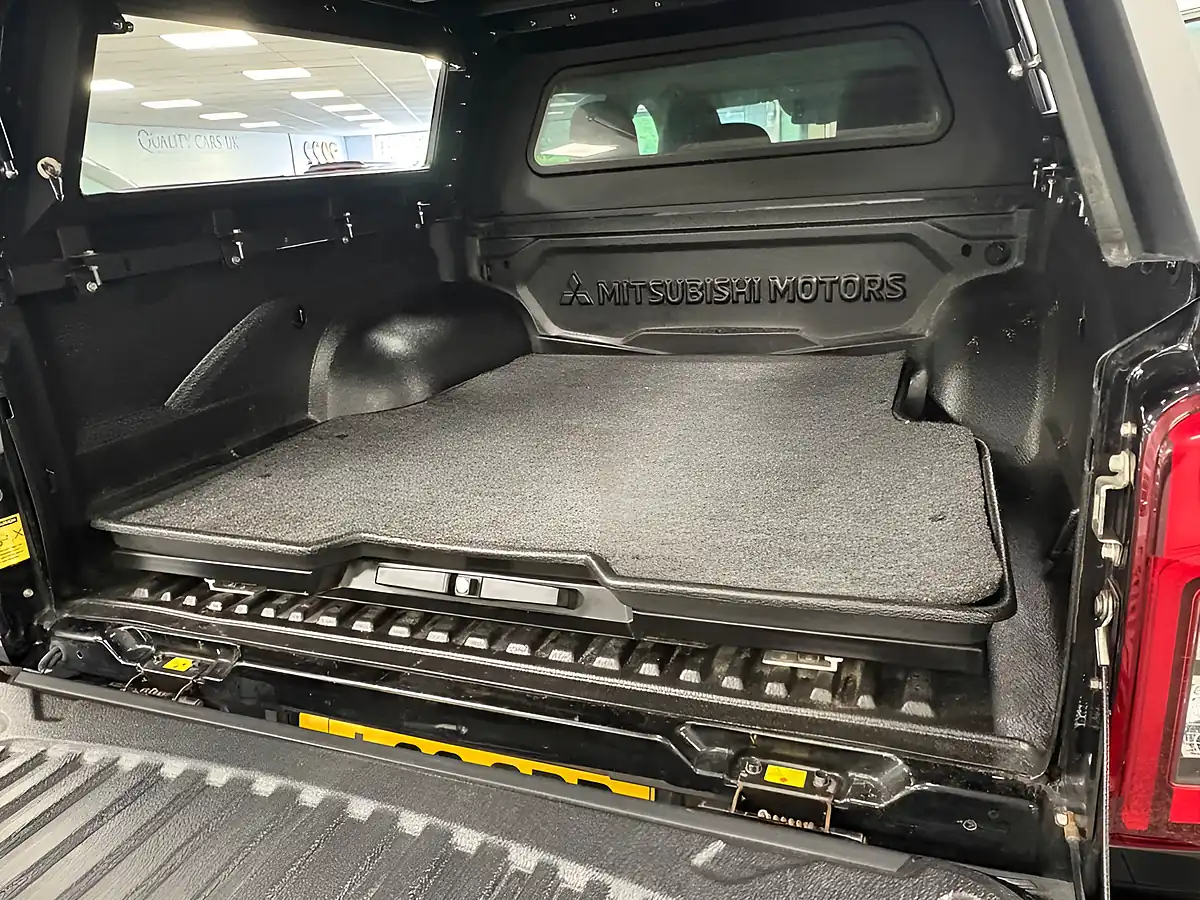 Used 2021 Mitsubishi L200 Barbarian X Jet Black - Interior and Exterior details 16