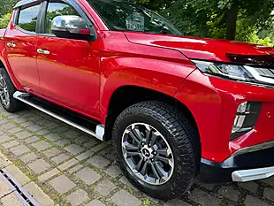 Used 2021 Mitsubishi L200 Barbarian X Red - Interior and Exterior details 14