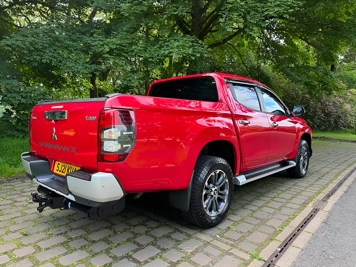 Used 2021 Mitsubishi L200 Barbarian X Red - Interior and Exterior details 5
