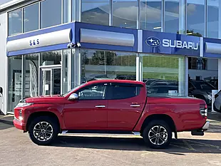Used 2021 Mitsubishi L200 Barbarian X Red - Interior and Exterior details 8